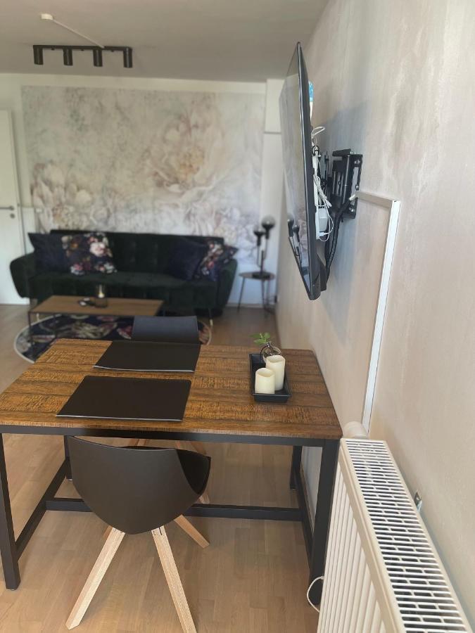 Greenleaf Lappersdorf - Terrasse - A93 Anbindung - Netflix - Stadtnah Extérieur photo